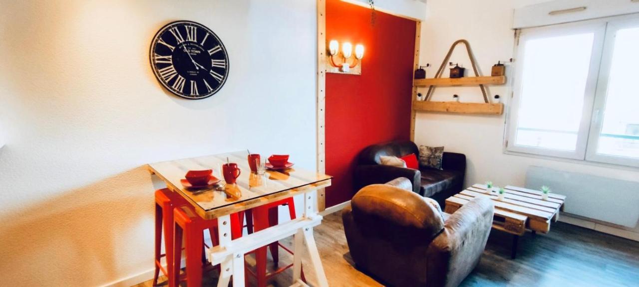 Apartment Duplex Industriel - Centre Parking Prive Wifi