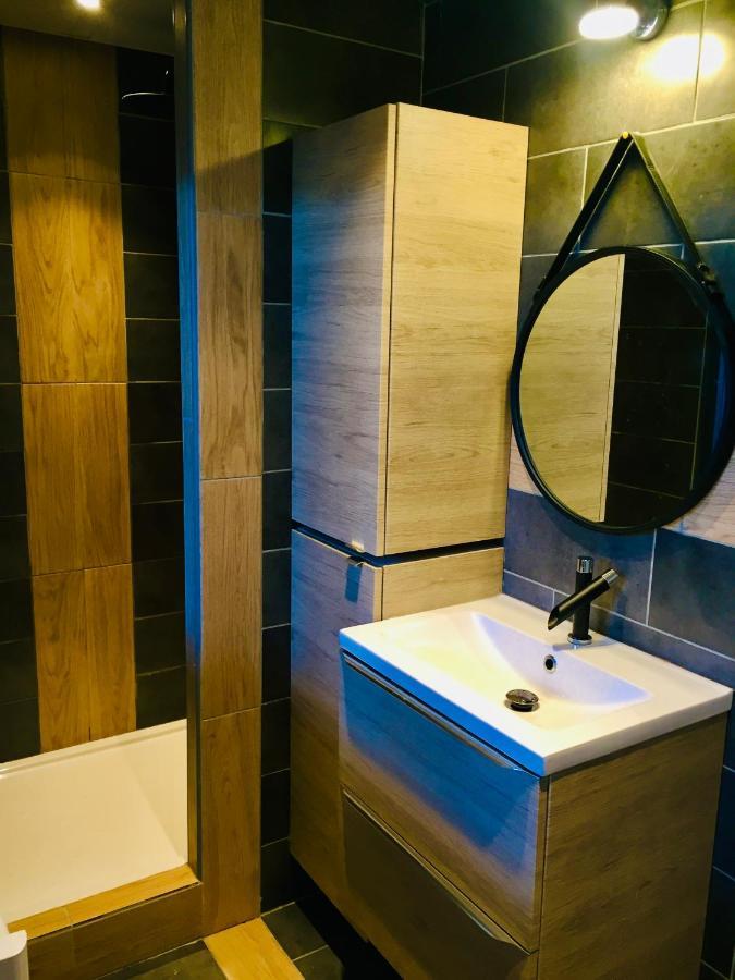 Duplex Industriel - Centre Parking Privé Wifi *